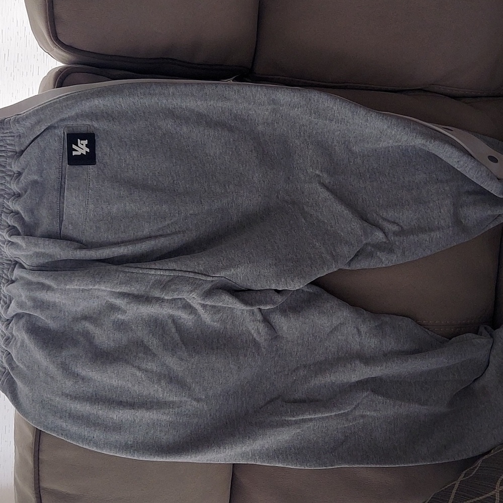 Joggers - Picture 4 of 4